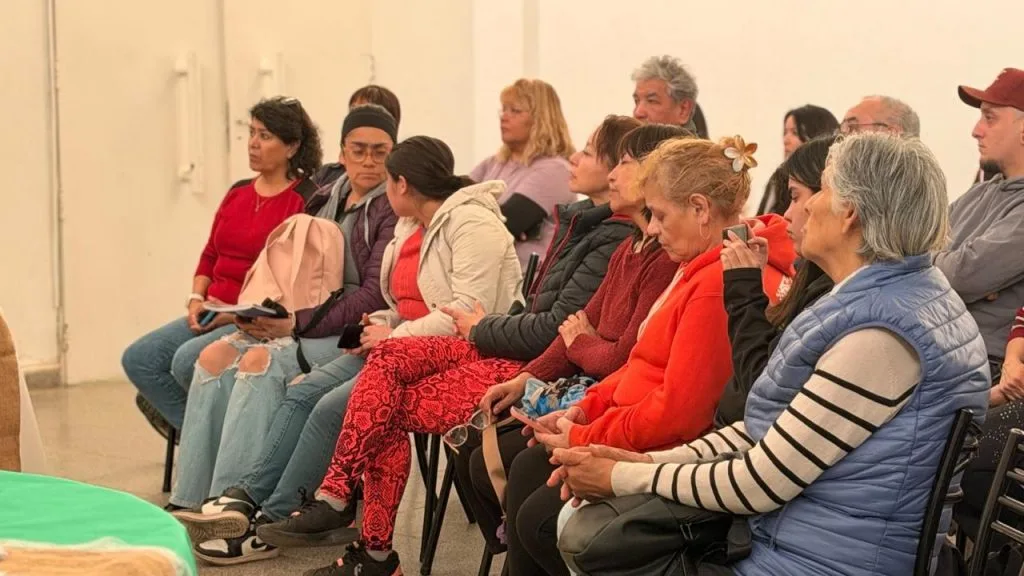 Caleta Olivia lanzó capacitaciones para cultivos familiares