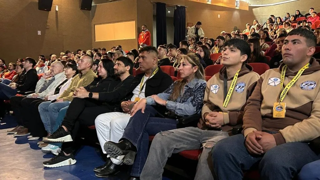 Caleta Olivia promueve la inclusión con taller de capacitación