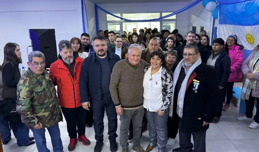 Inauguró la Expo Invierno 2026 con 280 emprendedores y actividades familiares