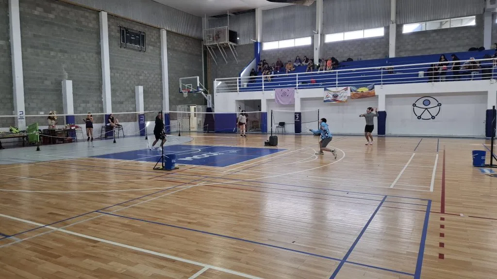 Más de 100 deportistas participaron del Torneo Regional de Bádminton