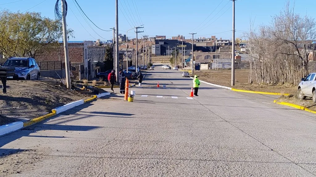 Mejoras en la calle Juana Terraz para peatones y vehículos