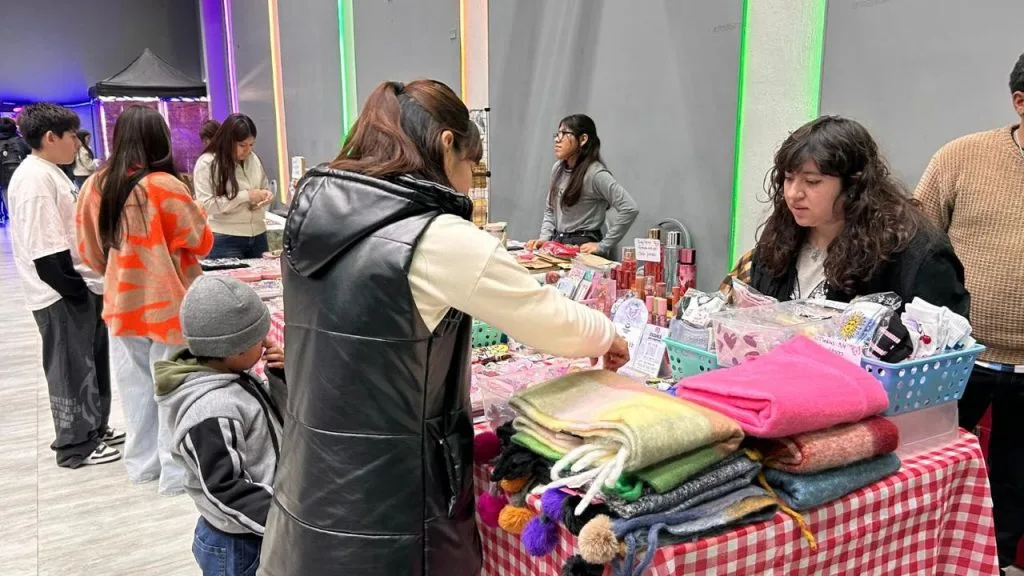 Random Freak: un evento cultural con impacto solidario en Caleta Olivia